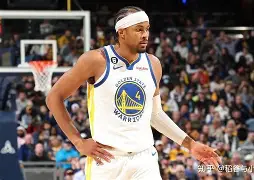 华体会官网首页包含勇士关键时刻失误不断，球队憾负对手，生活非常来自.的词条