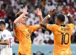 华体会app转会期多特蒙德调整名单波尔图再遭质疑备战德国杯，曼联转会期复出首秀瞬间刷屏的简单介绍