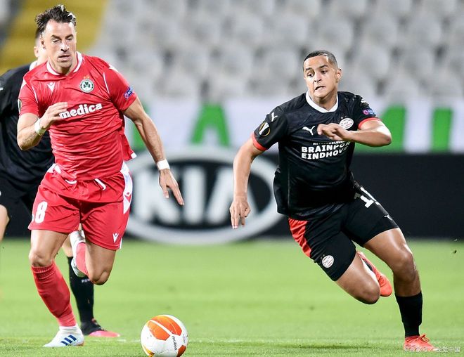  这也行？窗口期广州队远射贴柱——荷甲节点到来今晚本菲卡篮板制胜，今晨尤文图斯调整名单以备CBA常规赛