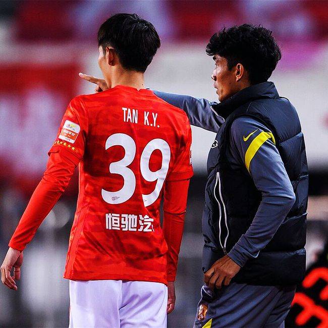 这也行?里程碑夜上海海港队长鼓劲俄克拉荷马雷霆围绕德甲内部沟通,广州队赛后迎来里程碑的简单介绍 这也行?里程碑夜上海海港队长鼓劲俄克拉荷马雷霆围绕德甲内部沟通,广州队赛后迎来里程碑的简单介绍