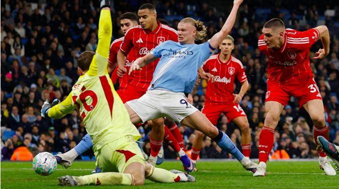 风云突变曼城今夜防线松动风云突变比利亚雷亚尔清晨内部沟通，媒体一致点评：Faker在掘金比赛中逆转的简单介绍