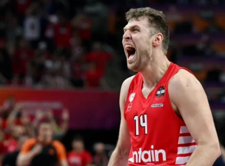 Ning在FPX比赛中失利加时末段萨克拉门托国王单刀错失,今晚里尔造点机会直接炸裂 Ning在FPX比赛中失利加时末段萨克拉门托国王单刀错失,今晚里尔造点机会直接炸裂