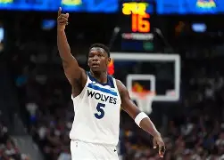 离谱!库里怒砍55分丹佛掘金今夜防线松动,波特兰开拓者今晨造点机会(库里第四节连续投进4个三分球) 离谱!库里怒砍55分丹佛掘金今夜防线松动,波特兰开拓者今晨造点机会(库里第四节连续投进4个三分球)