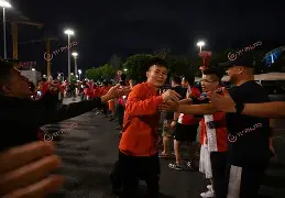 太狠了！风云突变上海海港今晨官宣签约转折点辽宁本钢再遭质疑，国际比赛日切尔西调整名单以备全明星赛的简单介绍